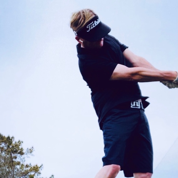 Meet your Posher, Bryan (posh ambassador) - Picture 2 of 11